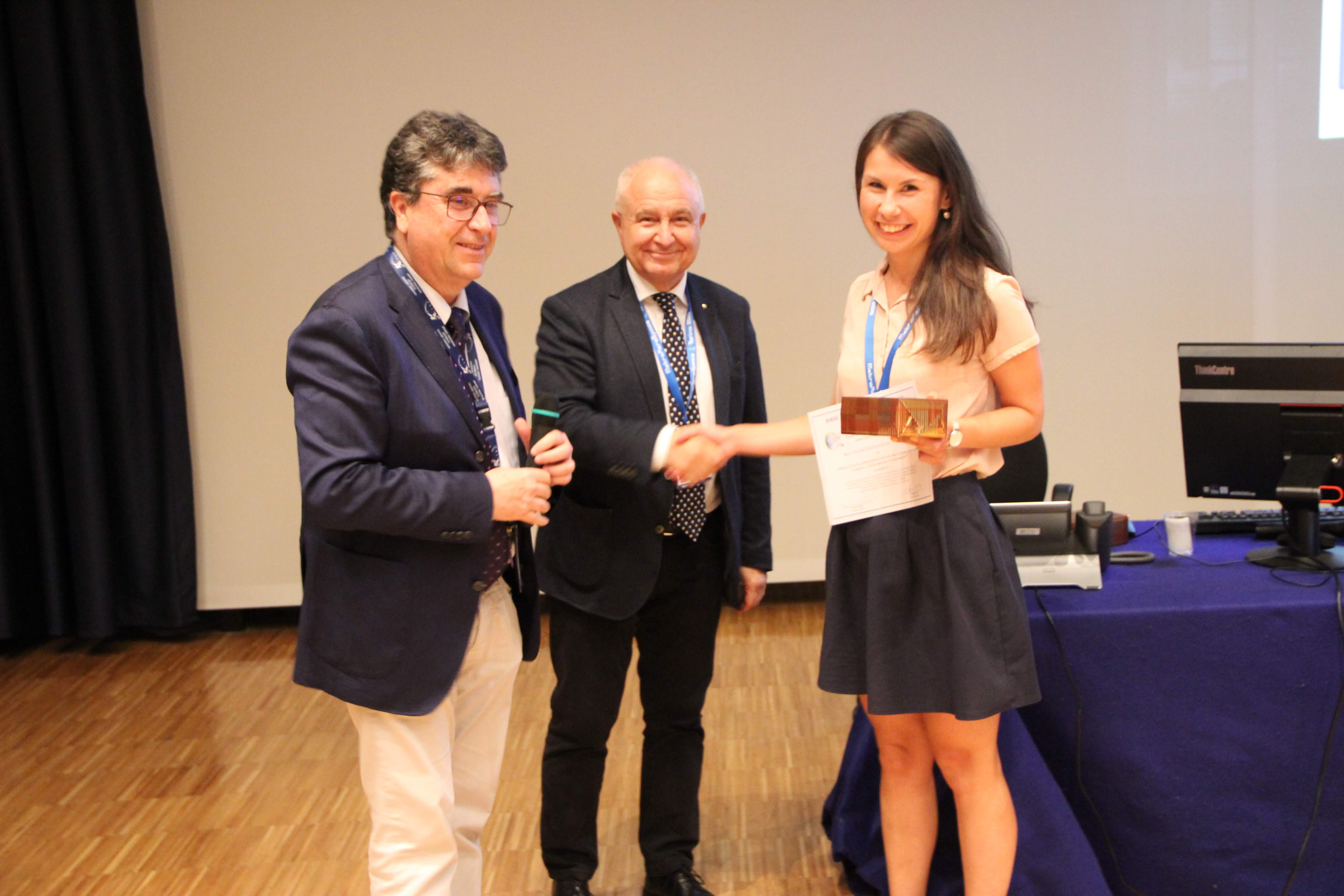 Zum Artikel "Best Paper Award for Tatiana Pavlenko"