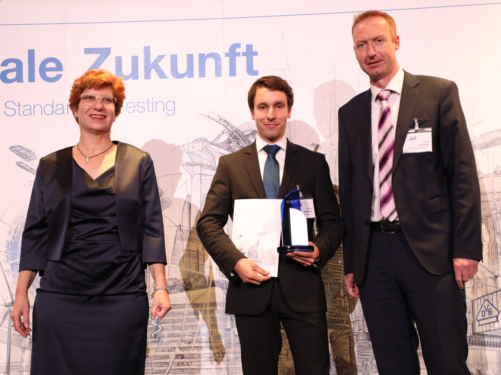 Zum Artikel "VDE-Award 2019 for Andreas Benedikter"